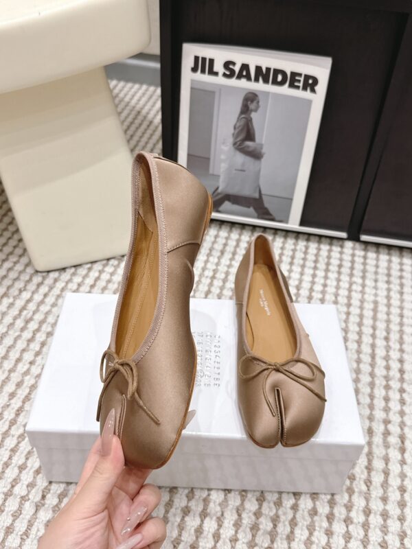 Maison Margiela Tabi Ballet Flats