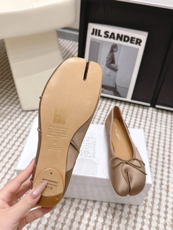 Maison Margiela Tabi Ballet Flats