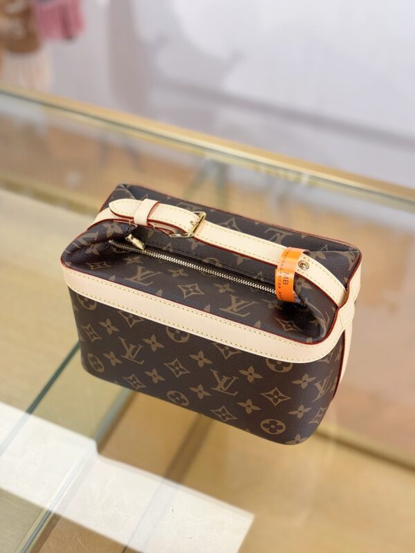 LV Cruiser M15350