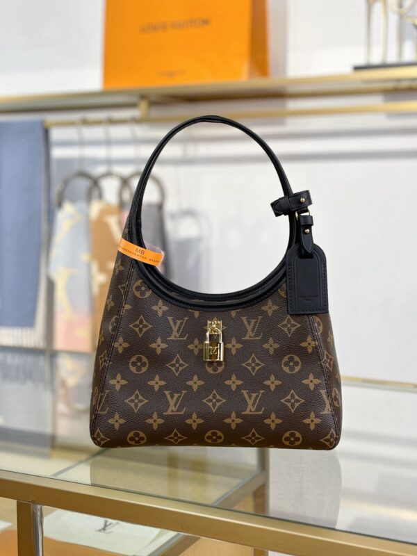 LV The Drop Hobo Small M12940