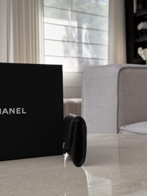 CHANEL Classic Small Flap Wallet