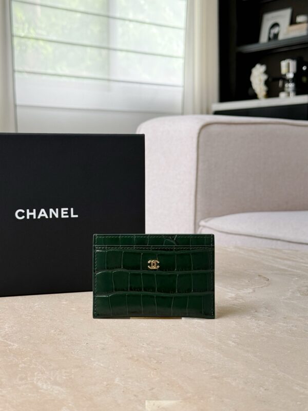 CHANEL Calfskin Crocodile Embossed Crococo Card Holder