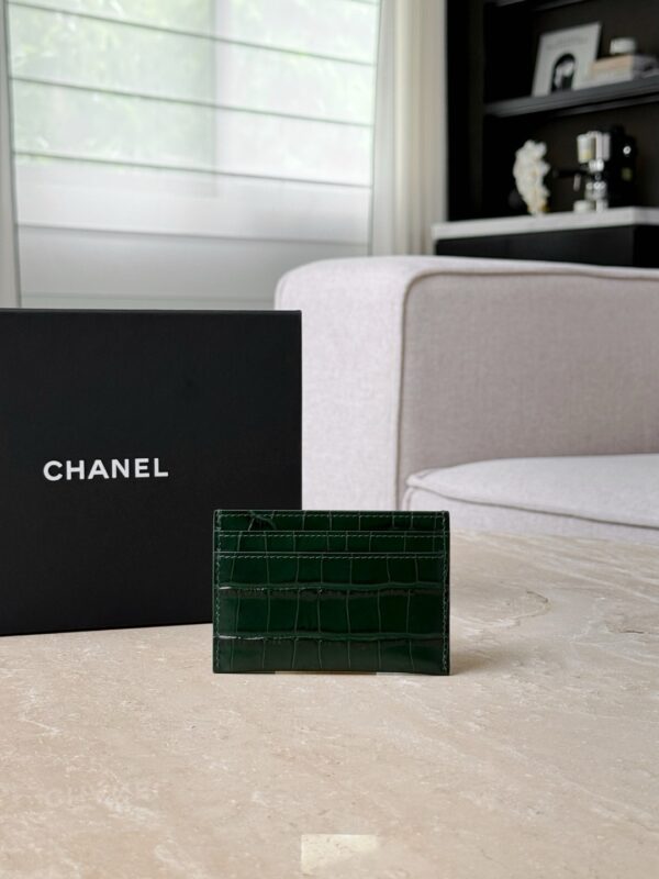 CHANEL Calfskin Crocodile Embossed Crococo Card Holder