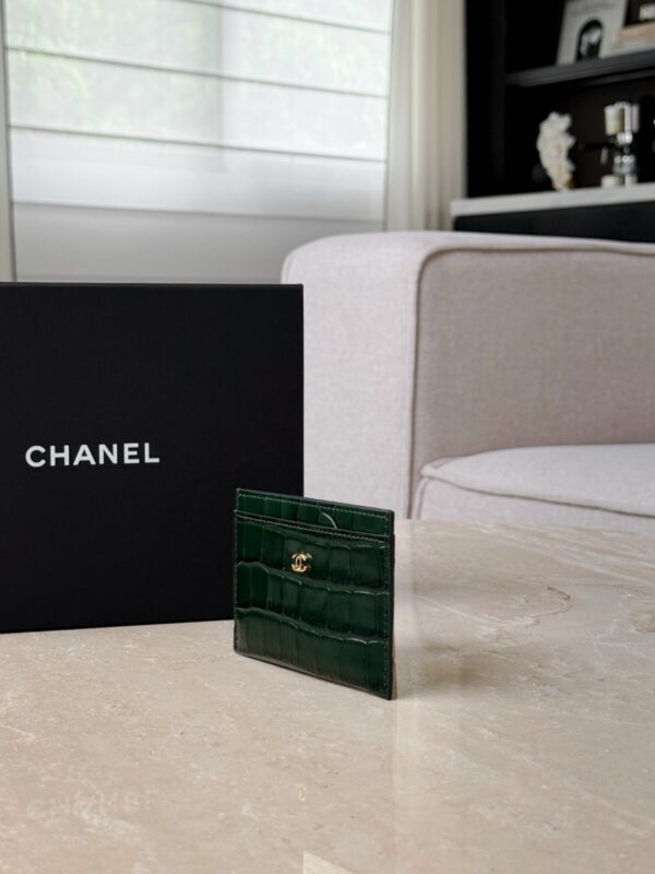 CHANEL Calfskin Crocodile Embossed Crococo Card Holder