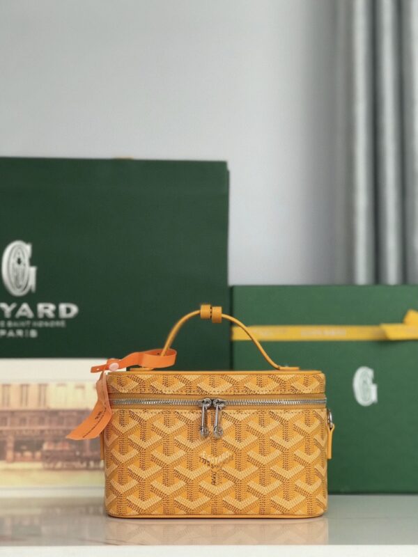 GOYARD Muse Mini Vanity