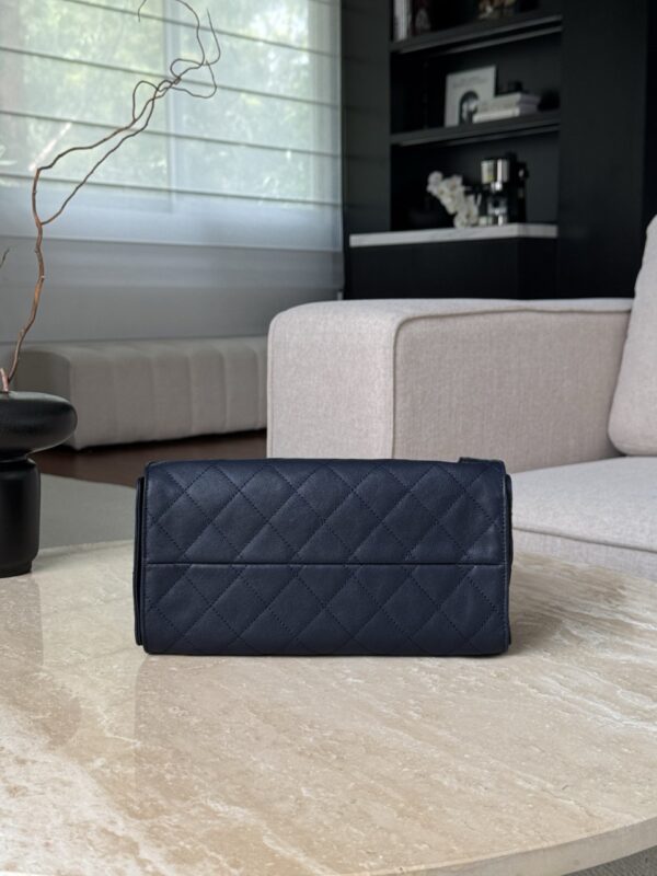 CHANEL 26C 25Bag Caviar leather In Dark Blue