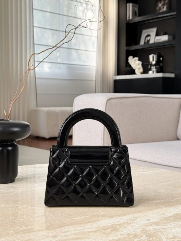 CHANEL Mirror calfskin Kelly Handle Bag