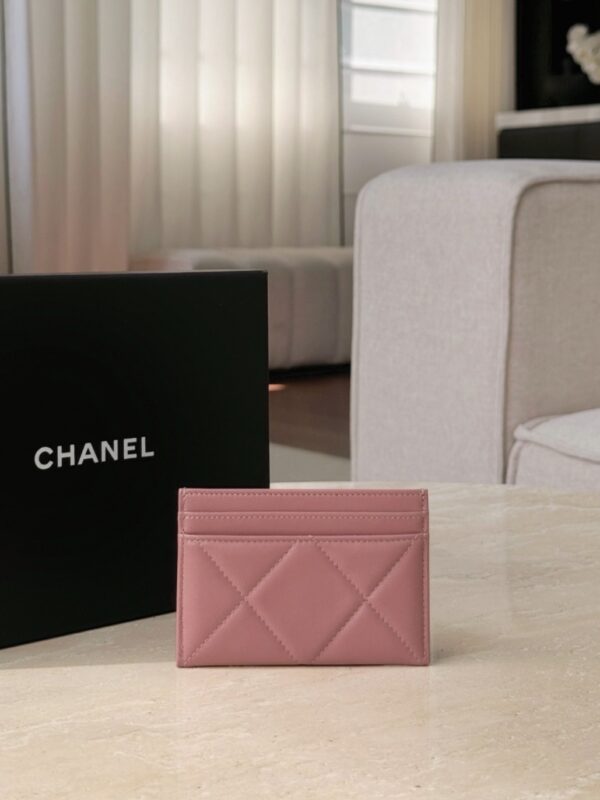 CHANEL Lambskin Quilted 19 Card Holder