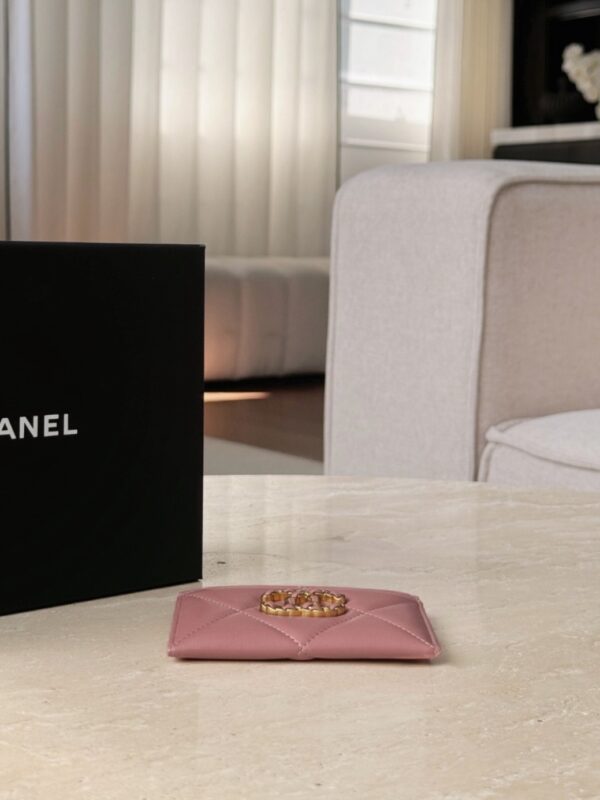 CHANEL Lambskin Quilted 19 Card Holder