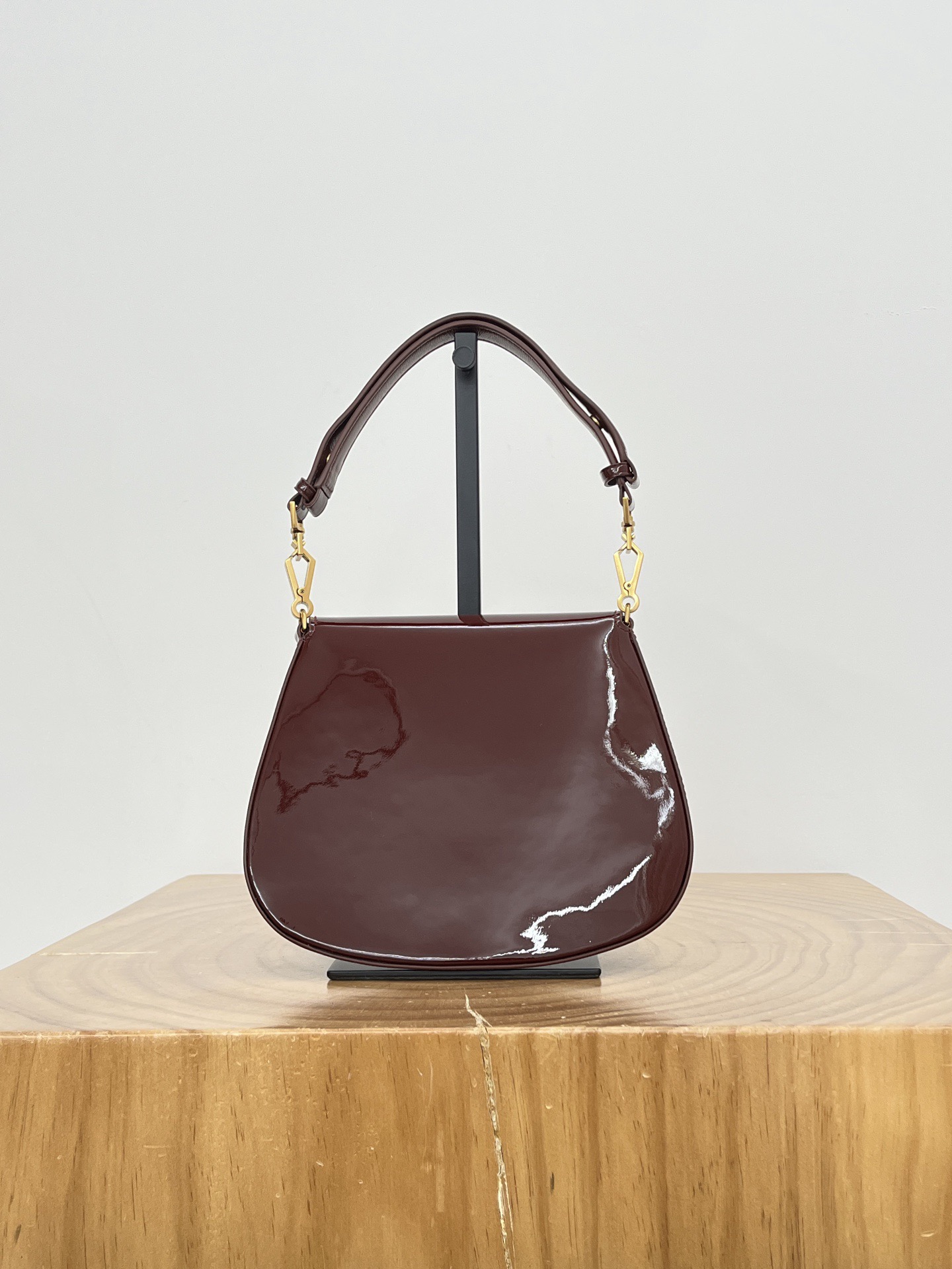 IMG_3134 YSL VOLTAIRE top handle in BOX SAINT LAURENT in Bordeaux - 图片 4