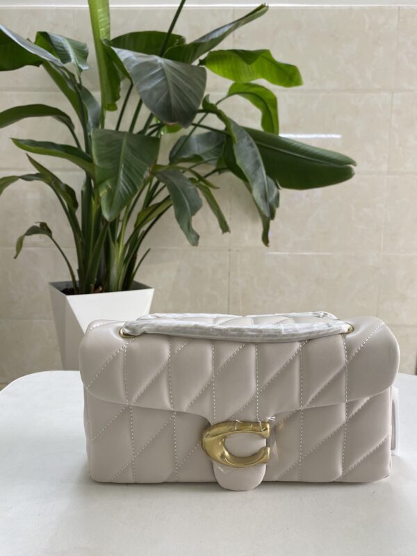 coach quilted tabby shoulder bag