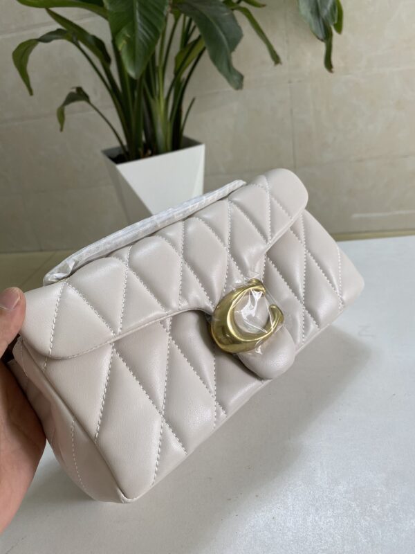 coach quilted tabby shoulder bag