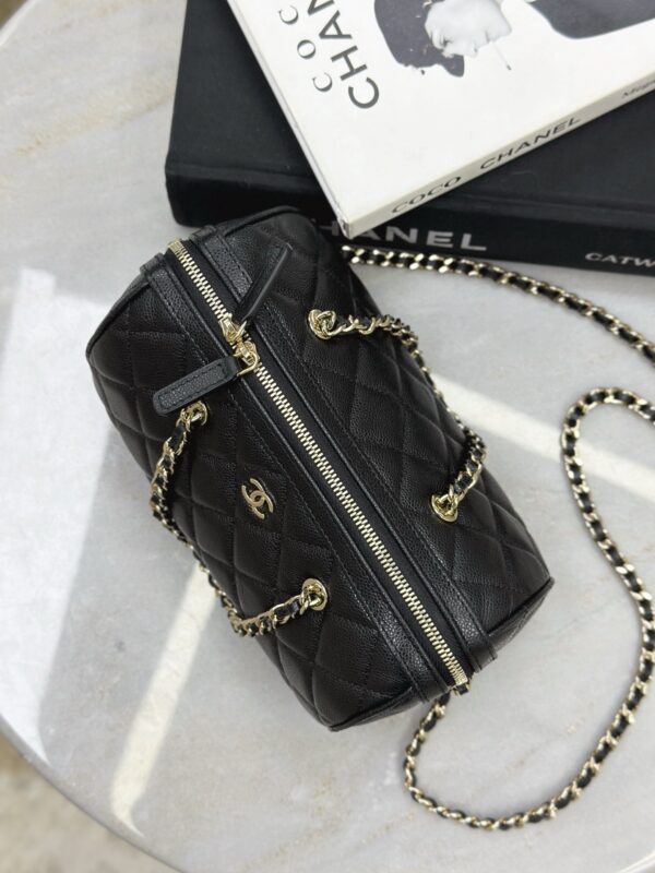 CHANEL 25P Caviar Leather Bowling Bag