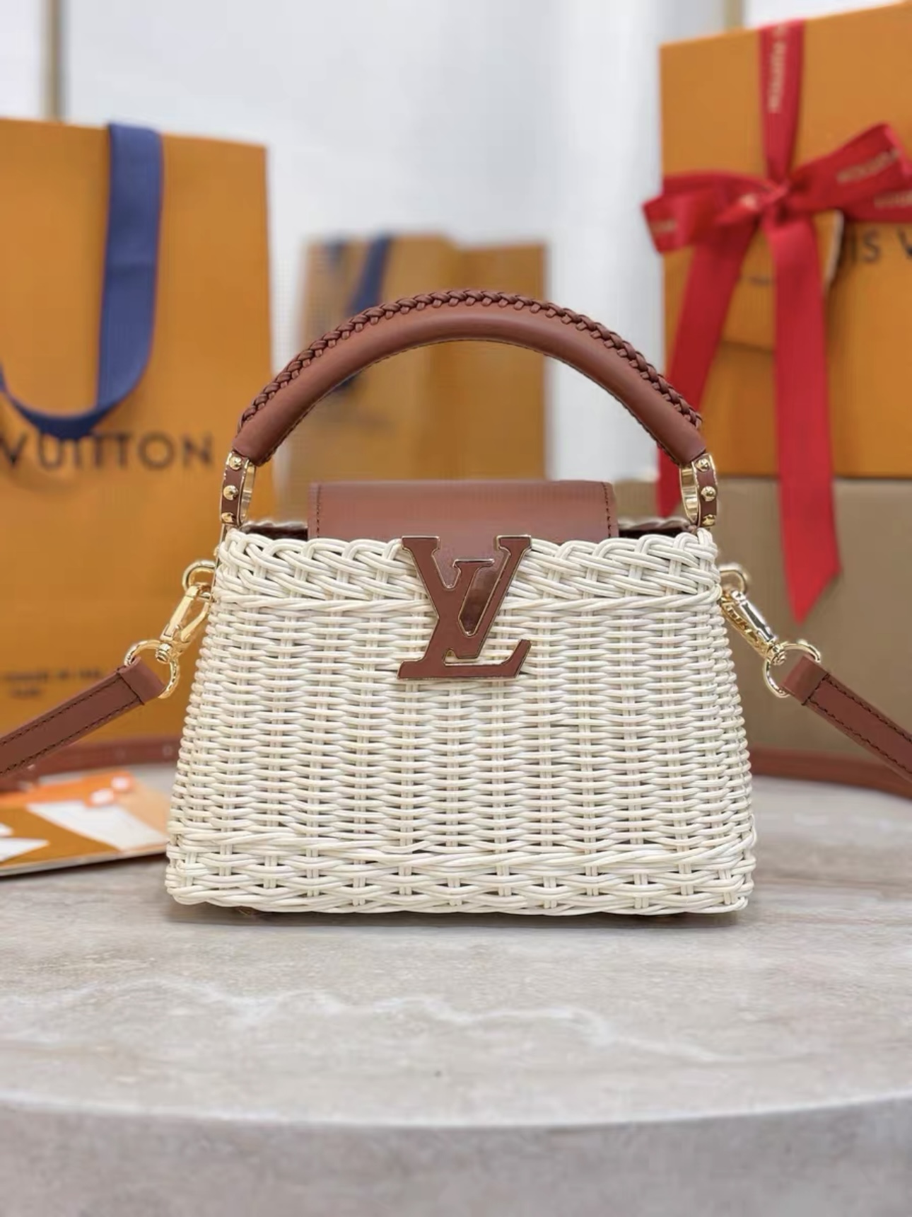 Screenshot LV Capucines Mini Wicker Bag - 图片 2