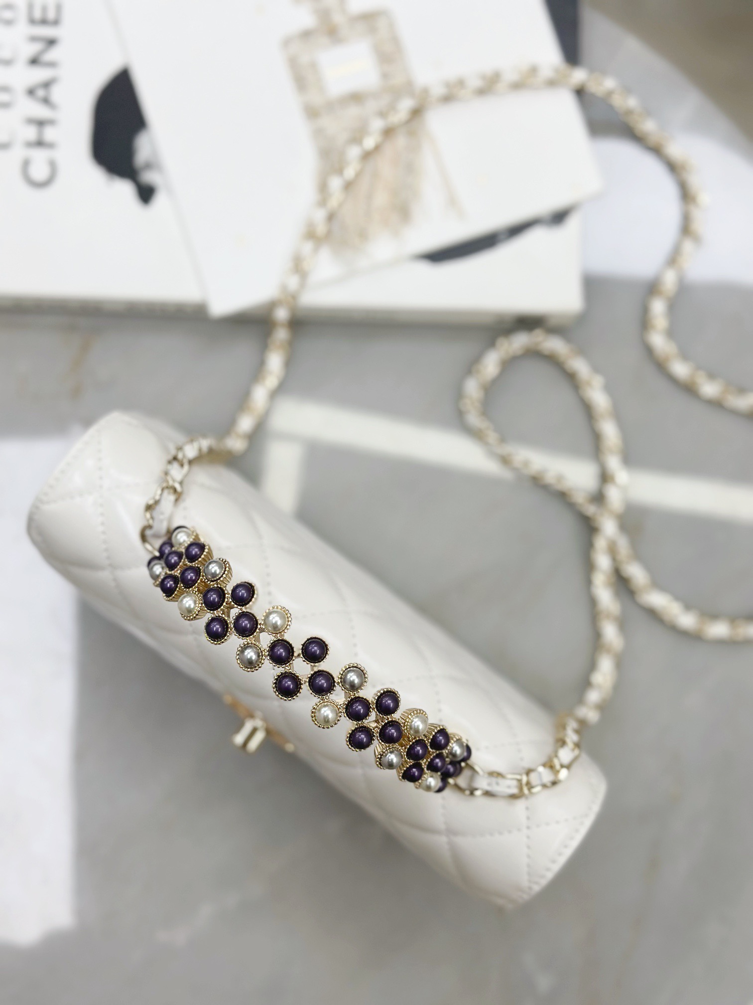 IMG_3312 CHANEL Pearl-Embellished WOC Flap Bag - 图片 5
