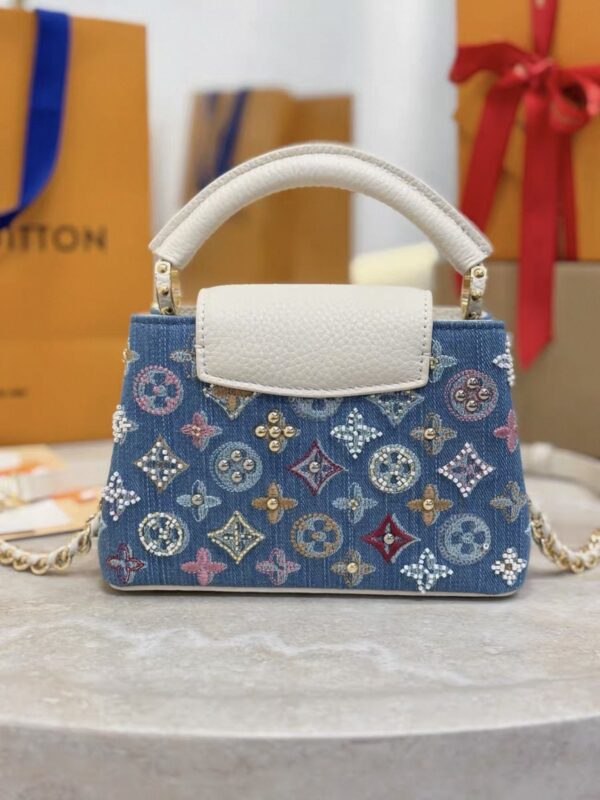LV Capucines M12947