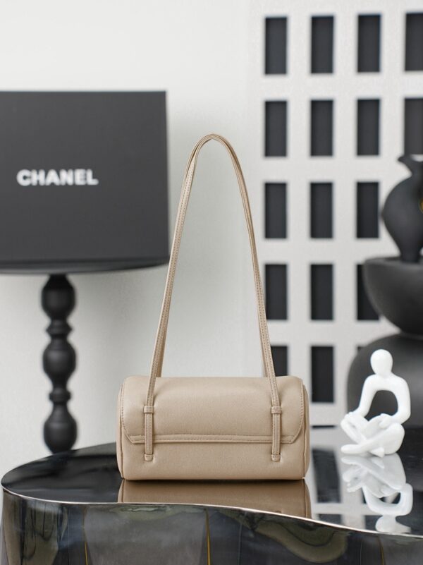 CHANEL Shiny Caviar Preppy Coco Small Bowling Bag