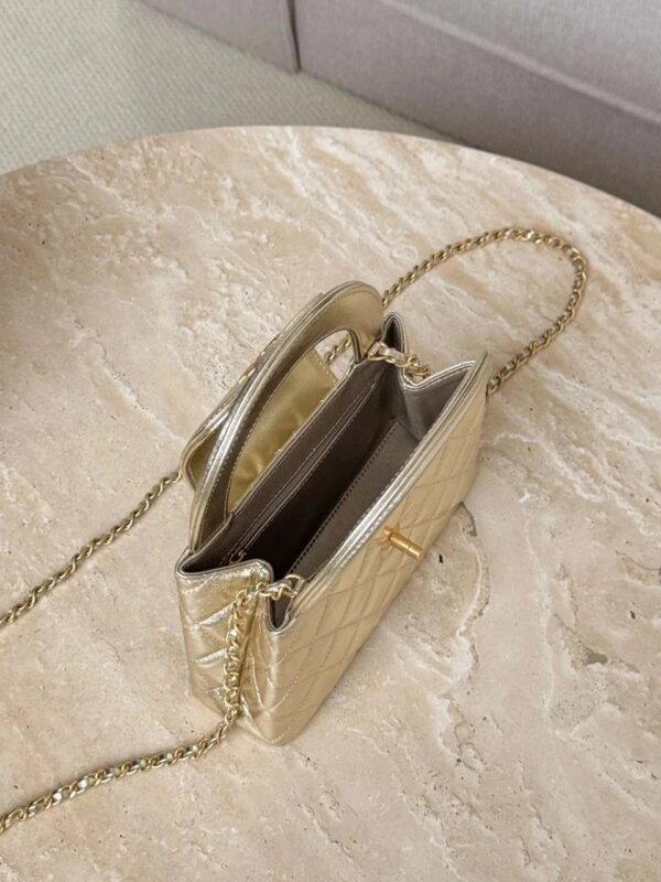 CHANEL 25A Kelly-Metallic Color