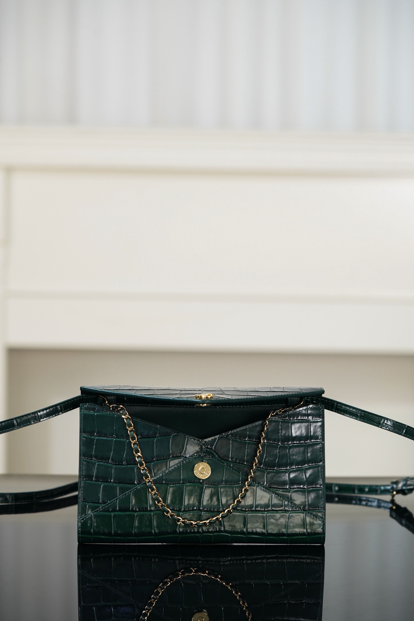 IMG_4013 CHANEL Clutch with Leather Strap - 图片 6