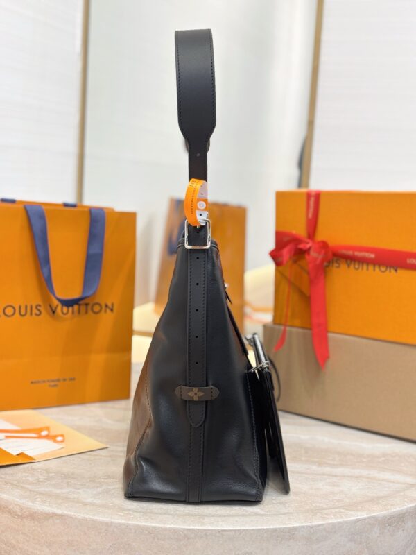 LV Carryall Dark MM M25143