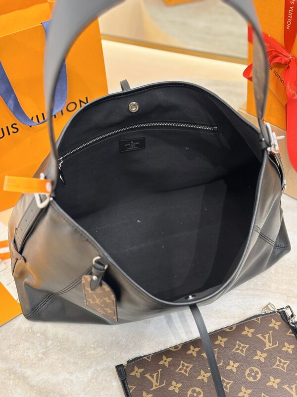 LV Carryall Dark MM M25143