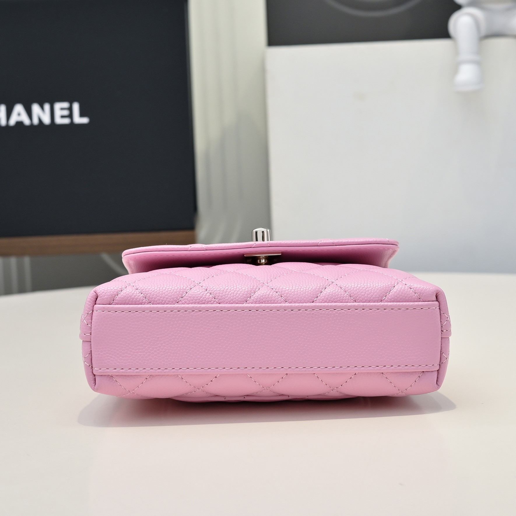 IMG_4097 CHANEL Mirco Cocohandle Grained Calfskin - 图片 5