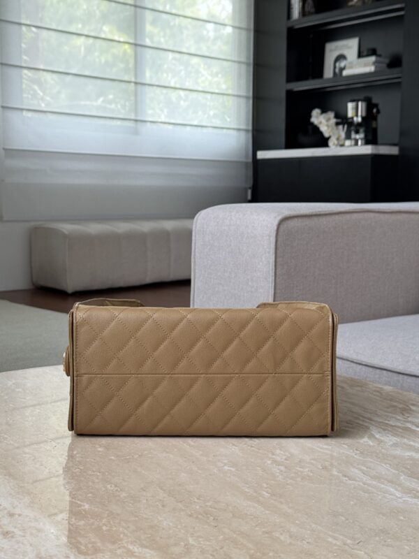 CHANEL 25Bag Caviar leather In Dark Khaki
