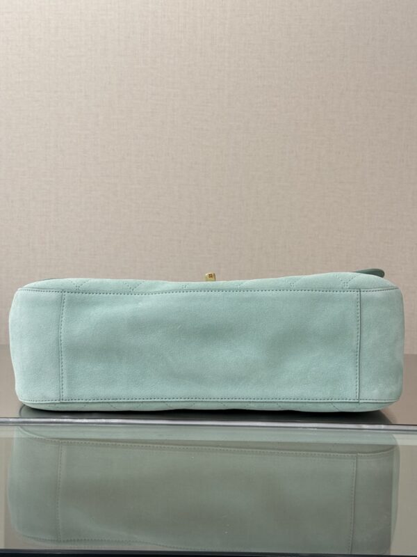 CHANEL Suede Calfskin Small Souplissimo Maxi Flap Green