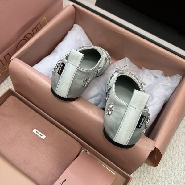 MIUMIU Flat silk loafers round toe hand-embroidered with sequins beads and flowers