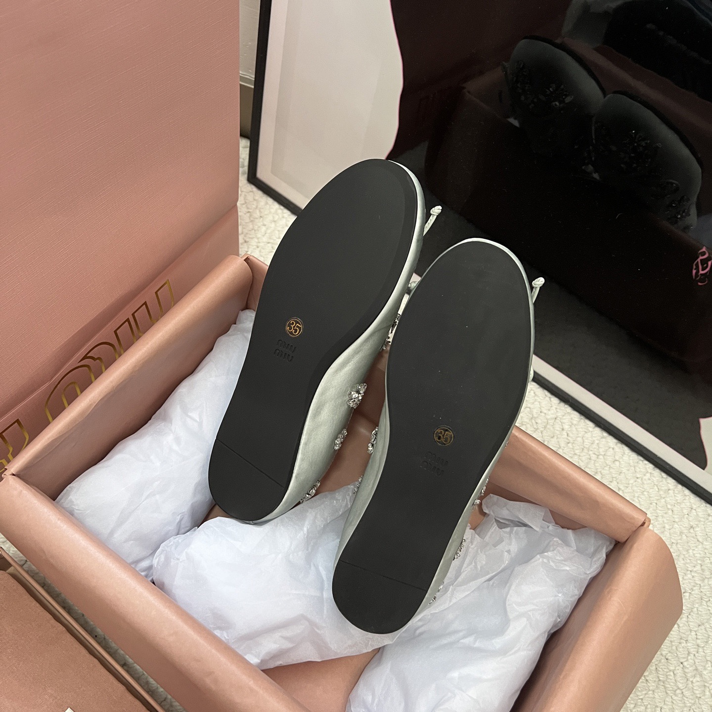 IMG_4341 MIUMIU Flat silk loafers round toe hand-embroidered with sequins beads and flowers - 图片 8