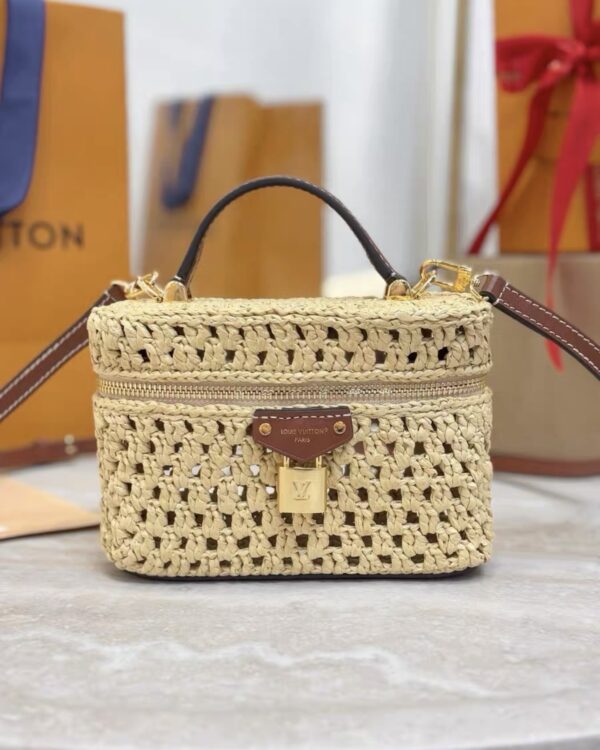 LV Vanity Chain Pouch-Raffia Collection