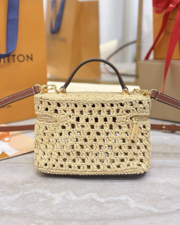 LV Vanity Chain Pouch-Raffia Collection