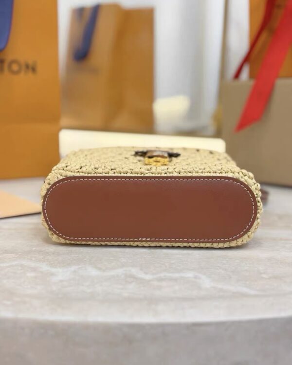 LV Vanity Chain Pouch-Raffia Collection
