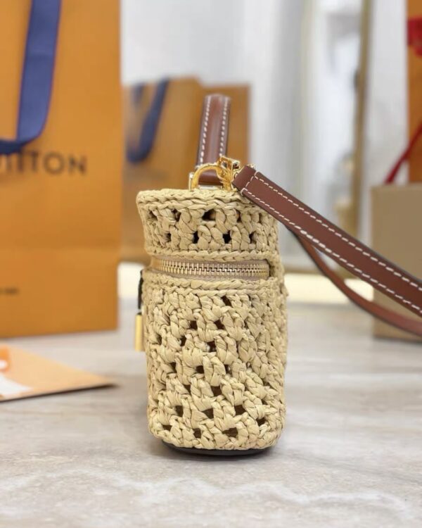 LV Vanity Chain Pouch-Raffia Collection