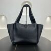 YSL Le5À7 Bea textured-leather tote bag