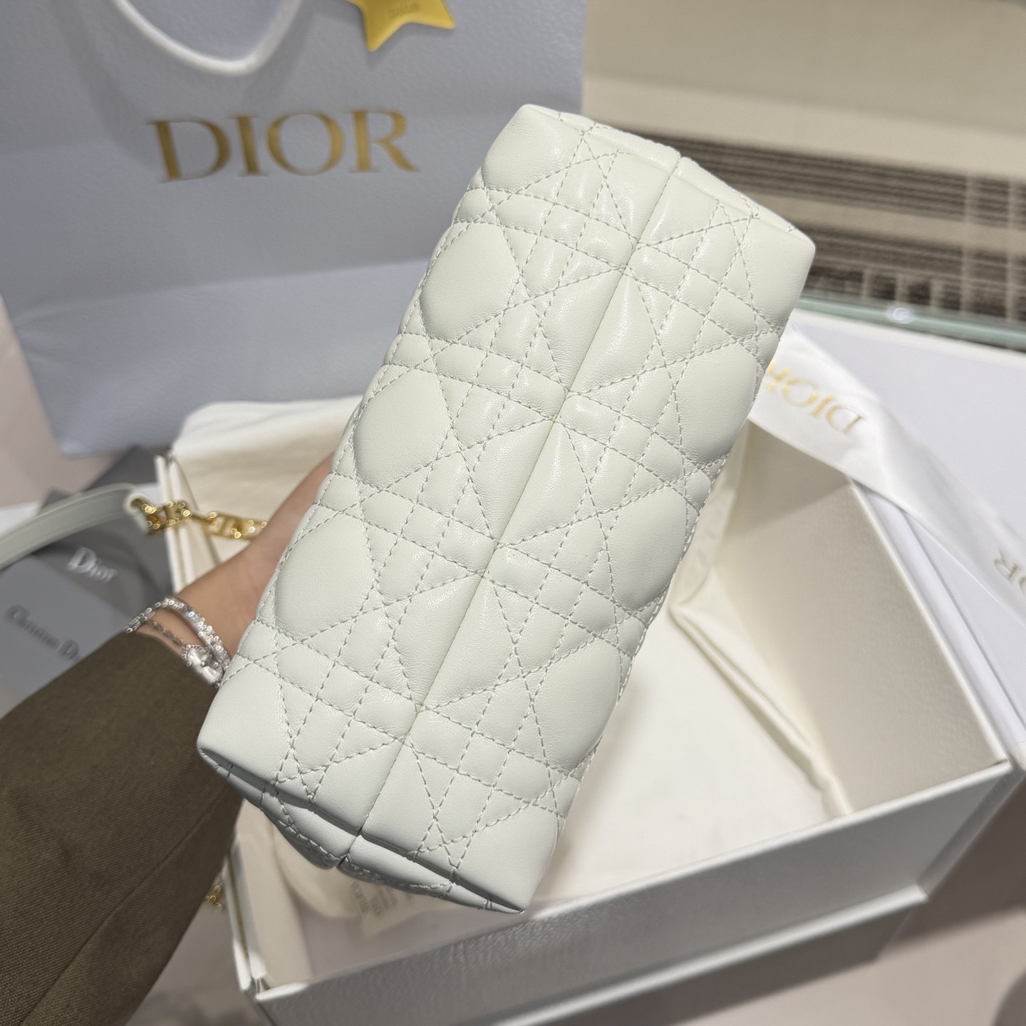 IMG_5090 DIOR Jolie Top Handle Mini Bag Cannage Lambskin - 图片 5
