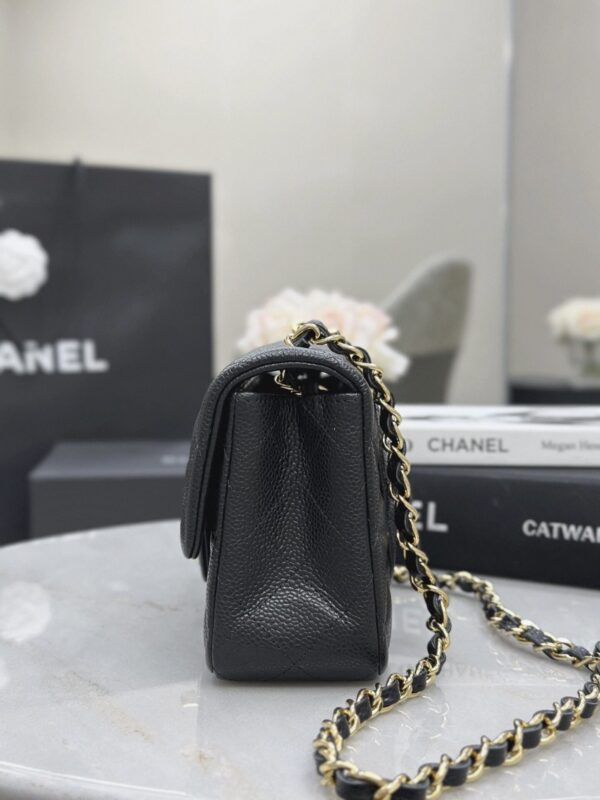 CHANEL MINI Classic Flap-20cm