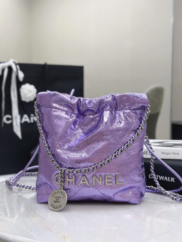 CHANEL Metallic Calfskin Quilted Mini 22bag