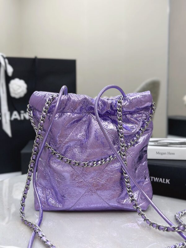 CHANEL Metallic Calfskin Quilted Mini 22bag