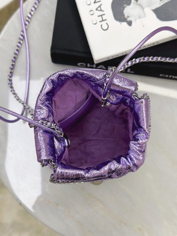 CHANEL Metallic Calfskin Quilted Mini 22bag