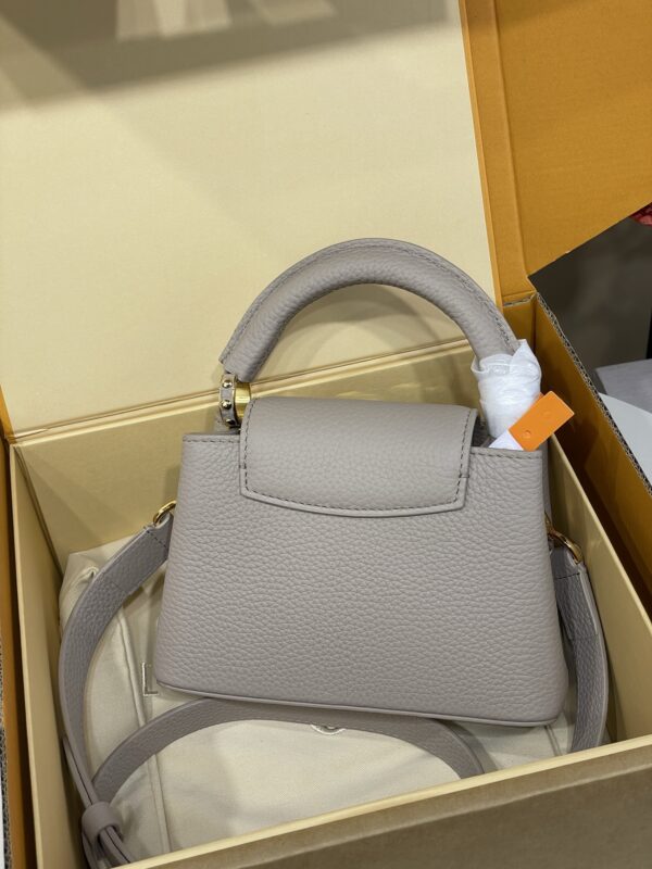 LV Capucines MINI M23766