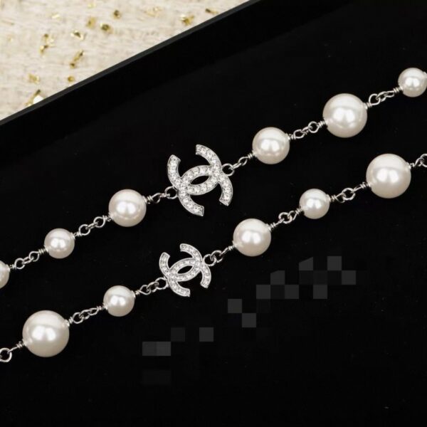 CHANEL Necklace Metal, Glass & Strass  Silver & Pearly White