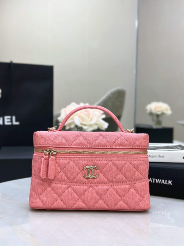 CHANEL 25C Long Vanity with Chain