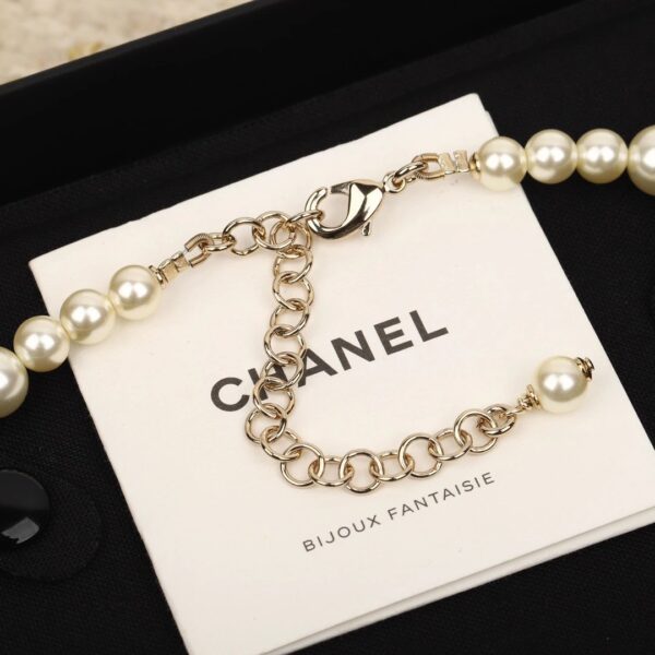 chanel 23a star pearl rhinestone double c necklace chanel 23a star pearl rhinestone double c necklace