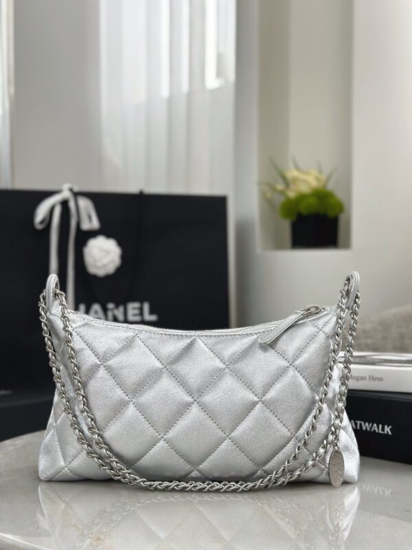 CHANEL Chain belt Hobo Handbag