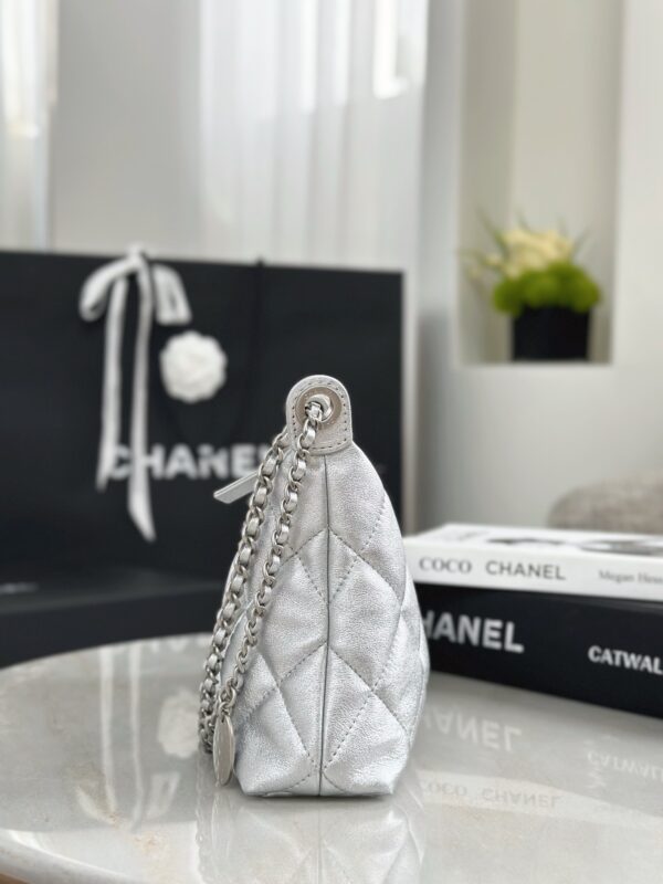 CHANEL Chain belt Hobo Handbag