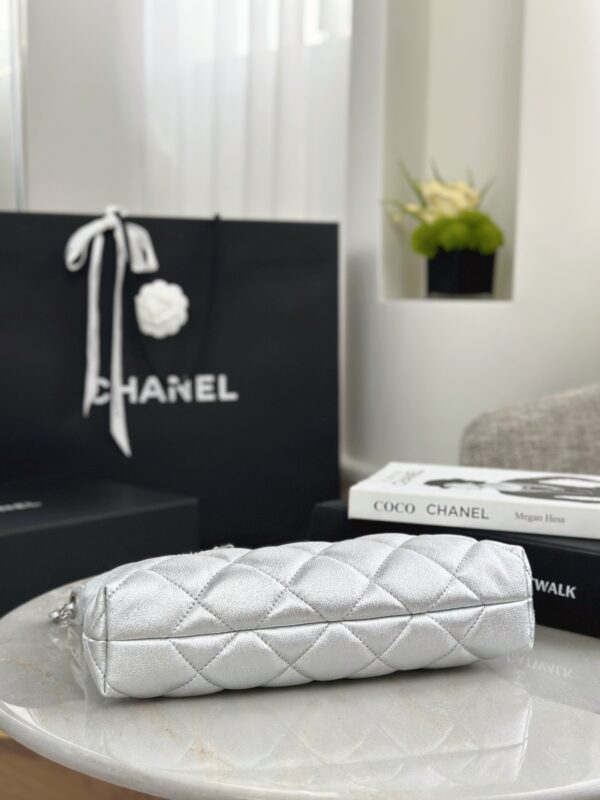 CHANEL Chain belt Hobo Handbag