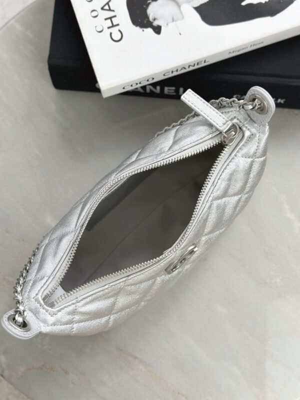 CHANEL Chain belt Hobo Handbag