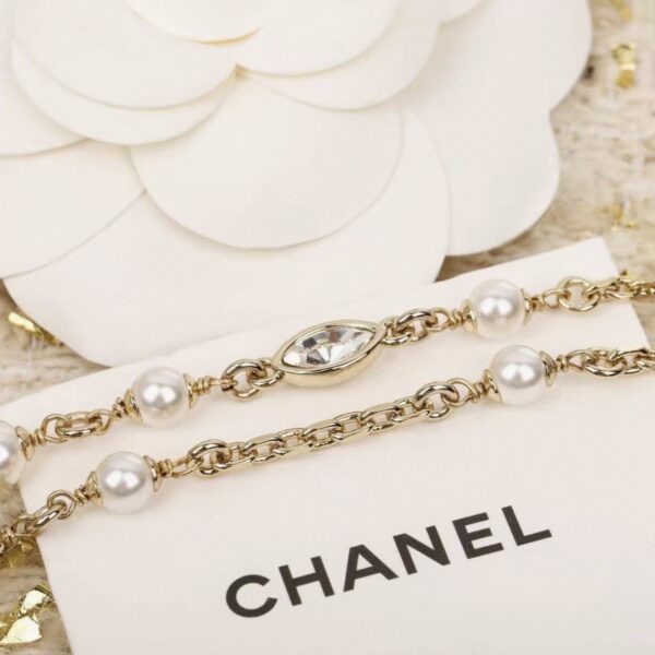 CHANEL Multi-layer bow embossing Necklace