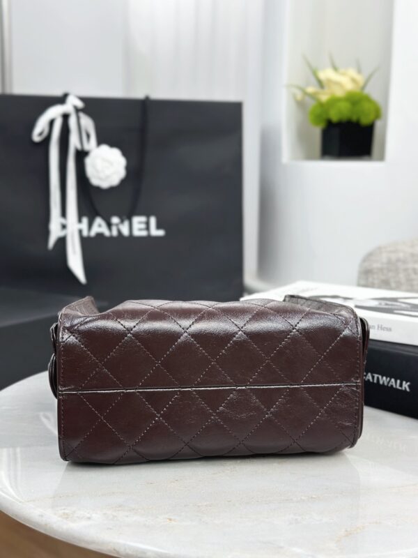 CHANEL 25 Small Handbag Shiny Crumpled Calfskin Dark Brown